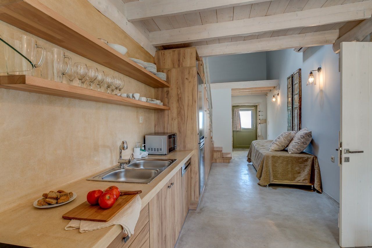 Traditional Stonebuilt Villa Leonanto, Only 5 Km From A Sandy Beach Kastellos Bagian luar foto