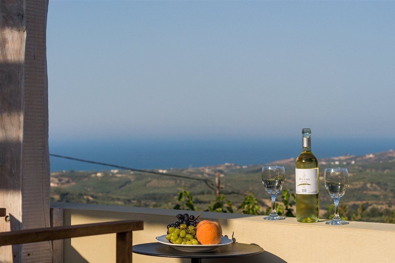 Traditional Stonebuilt Villa Leonanto, Only 5 Km From A Sandy Beach Kastellos Bagian luar foto